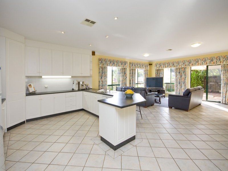 41 Riverside Grove Dernancourt 5075