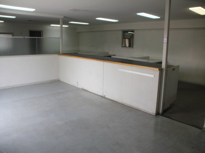 Versatile Warehouse/Factory off Hume Highway