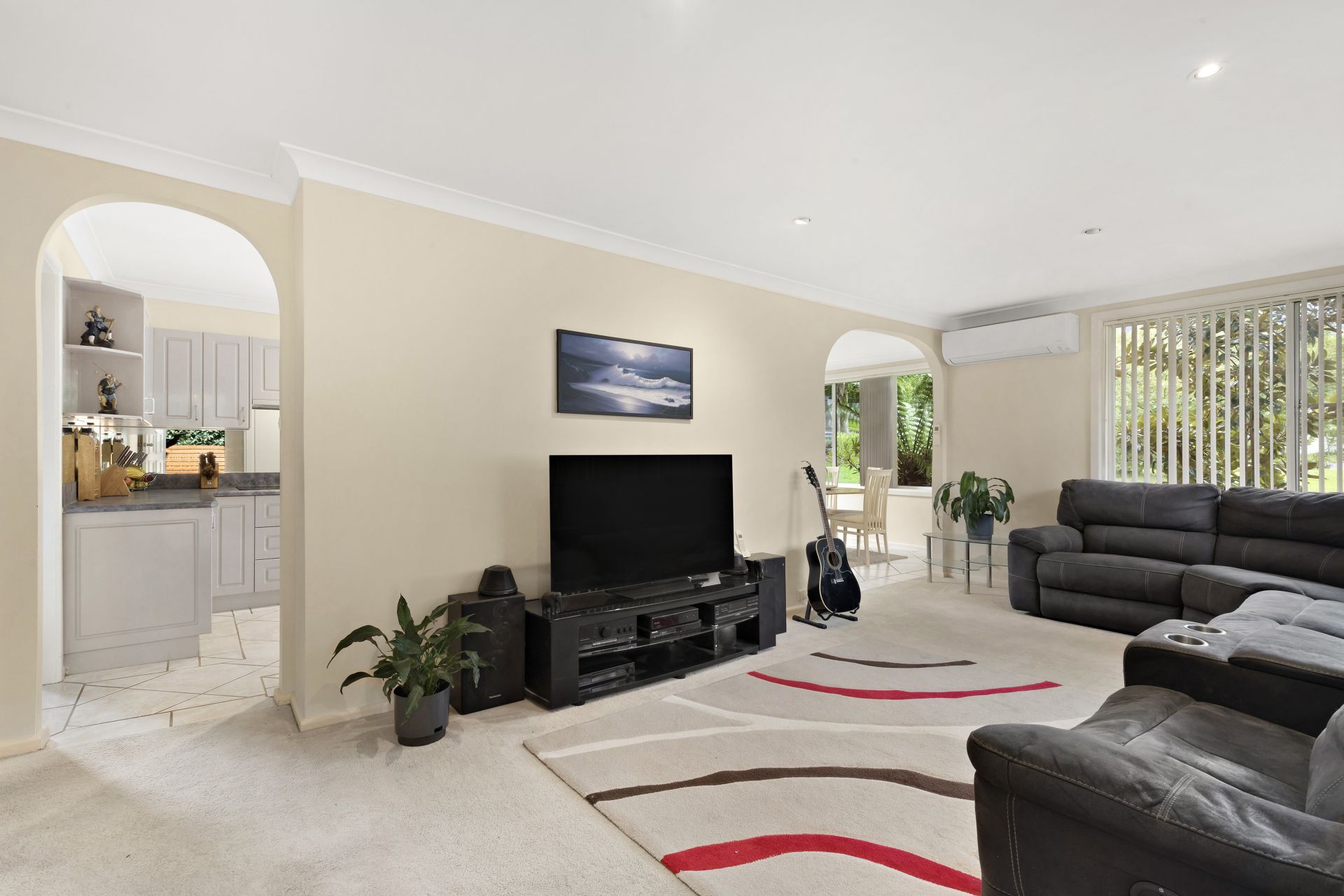 Real Estate For Sale 186 Willandra Road Cromer , NSW