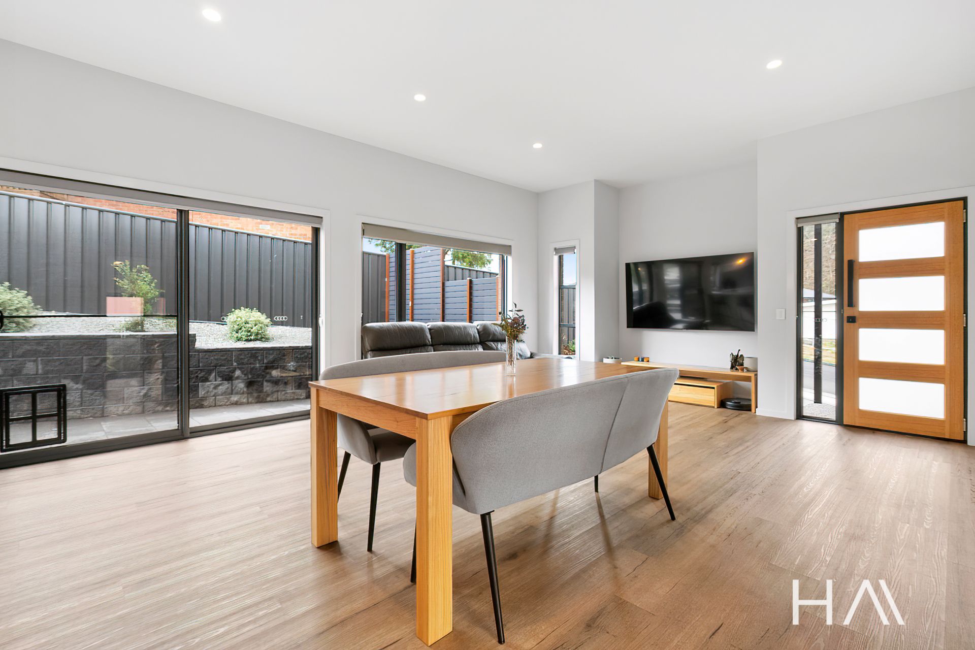 5 Hillmorton Road Lindisfarne, Lindisfarne - Thumbnail 8