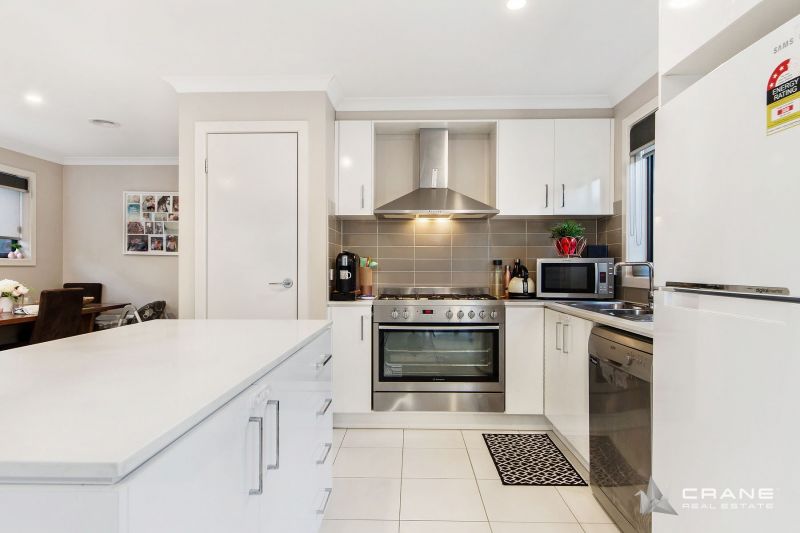 6 Chambly Drive MICKLEHAM VIC, Mickleham - Thumbnail 3