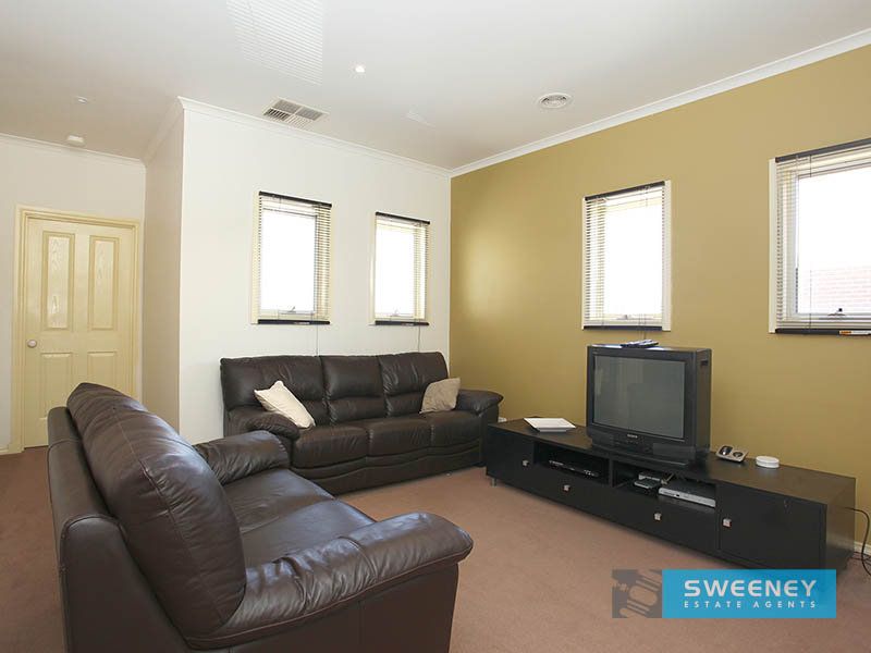 94 Foxwood Drive, Point Cook - Thumbnail 6