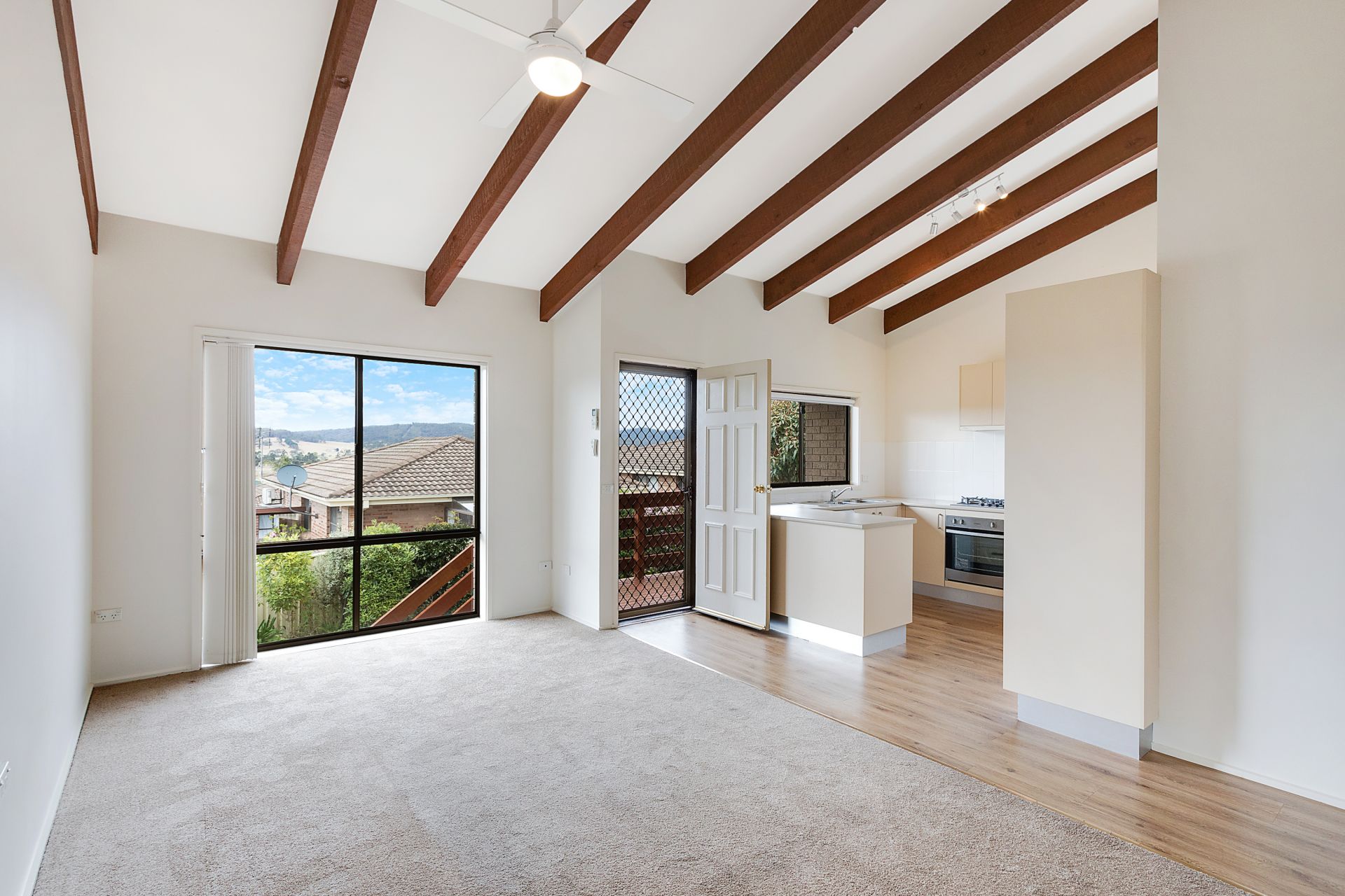 2/16 Merimbola Street, Pambula