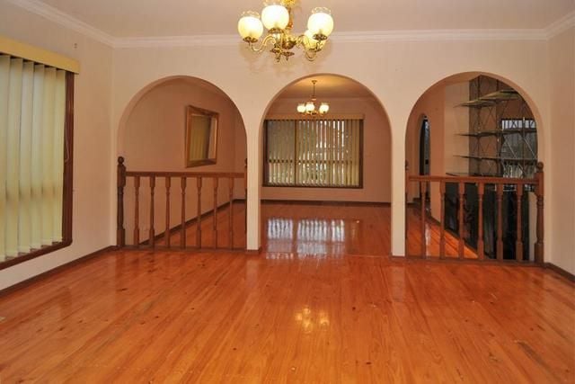 QUIET COURT LOCATION!