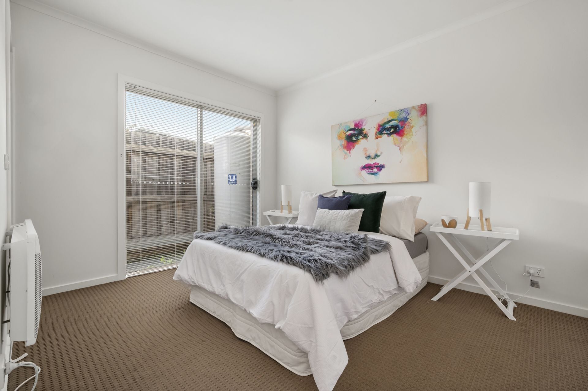AFFORDABLE START - WALK TO THE TRAIN