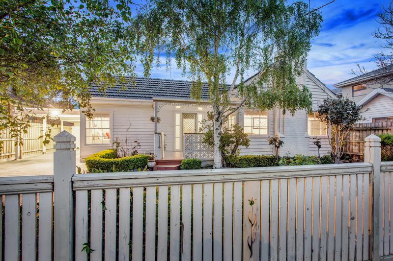 39 Grieve Parade, Altona - Thumbnail 3