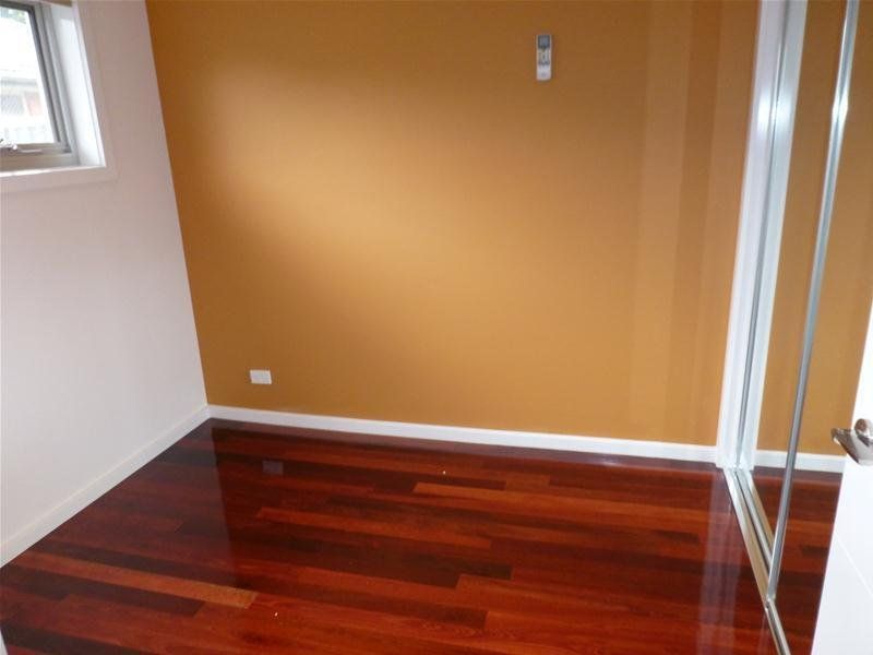 Perfectly presented townhouse available now!
