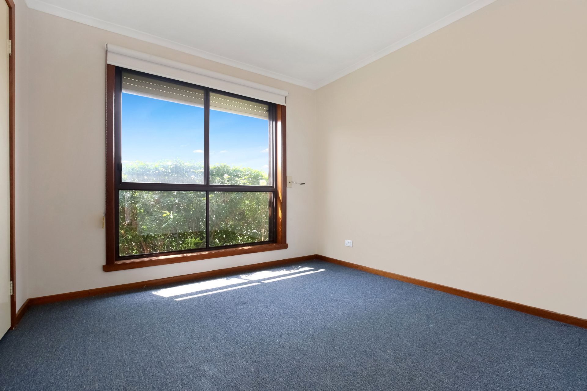 THE PERFECT LOCATION *FRESHLY PAINTED*   *Insp Sat 29th Feb @ 12:00pm*