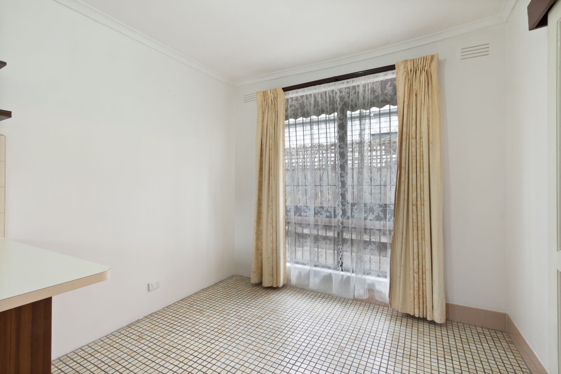 Centrally Located Unit