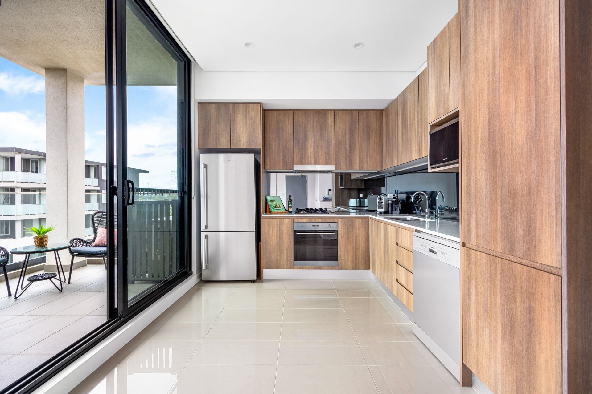 504/16 Pinnacle Street, Miranda, Miranda - Thumbnail 4