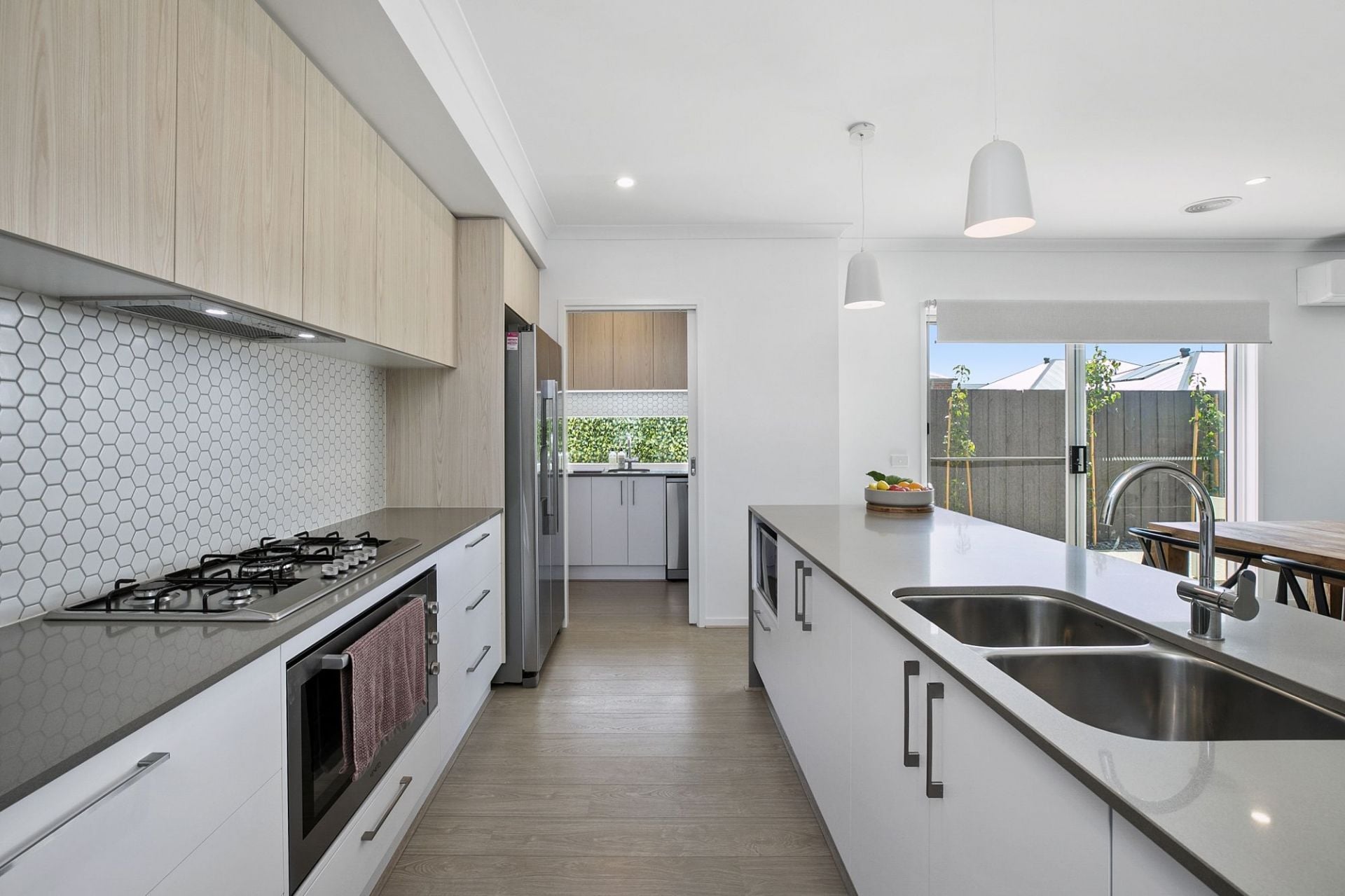 15 Tomatin Street Ocean Grove VIC, Ocean Grove - Thumbnail 3