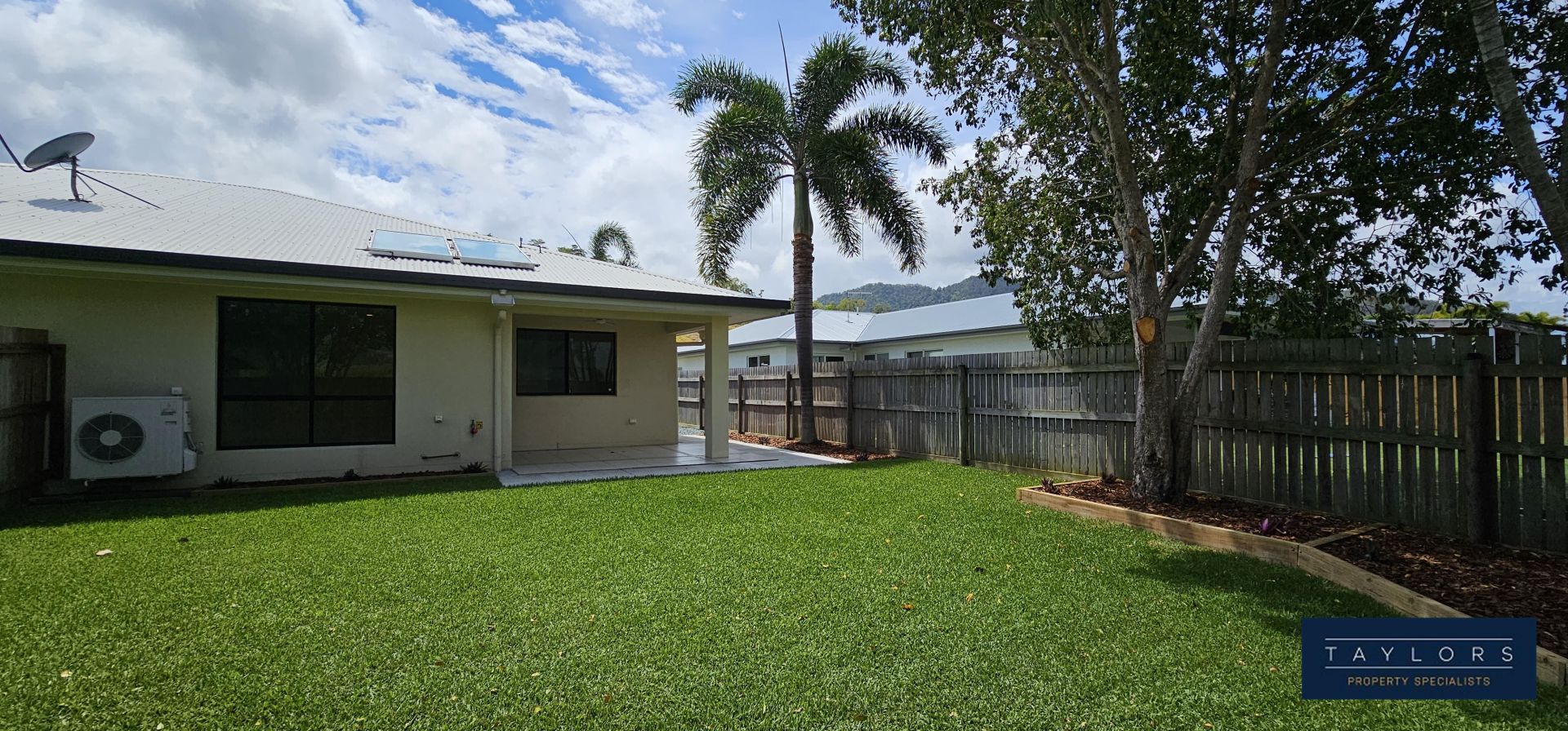 1/62 South Molle Blvd, Cannonvale Taylors Property Specialists