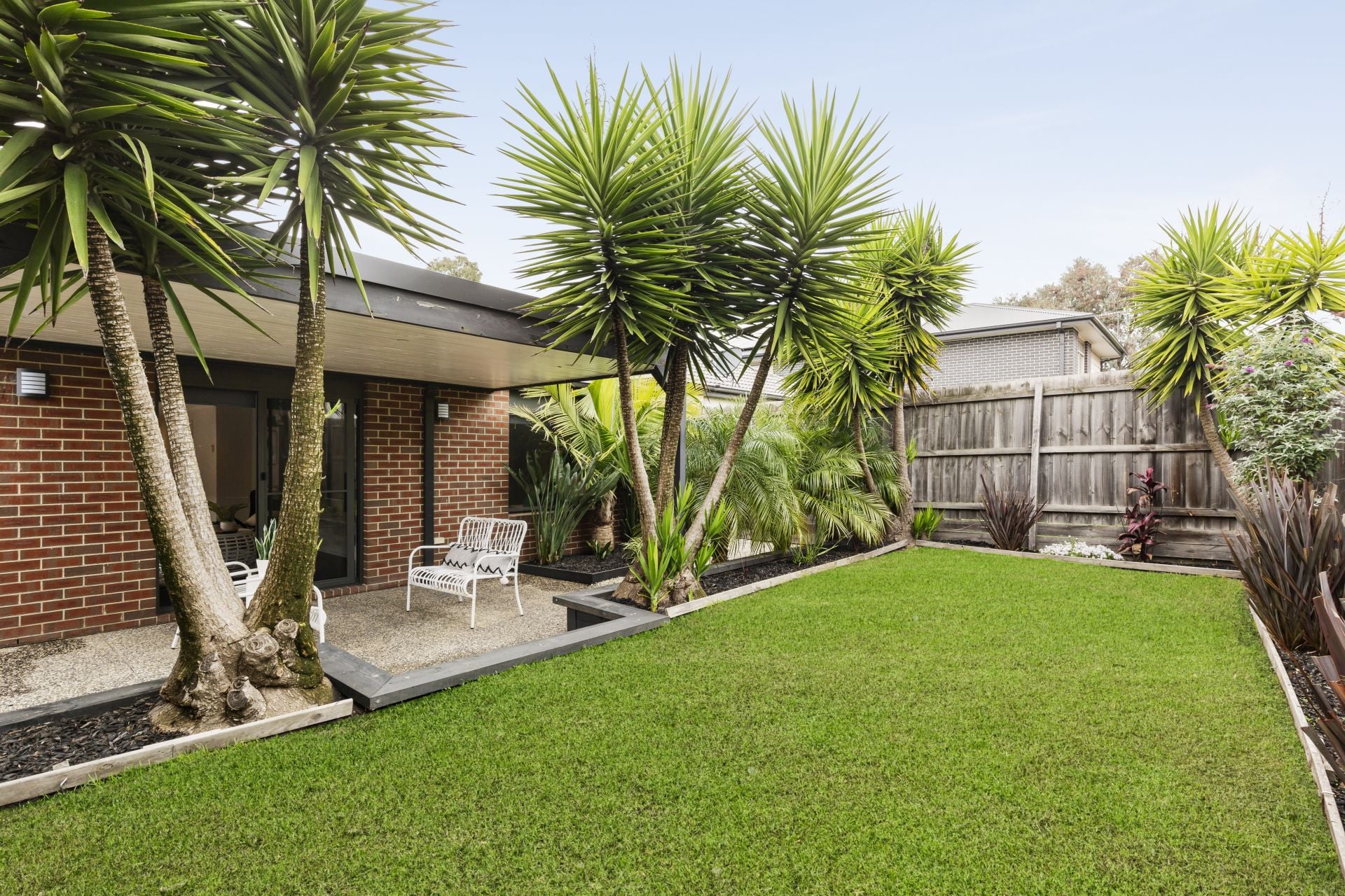 Stylish Living In A Sought-After Pocket