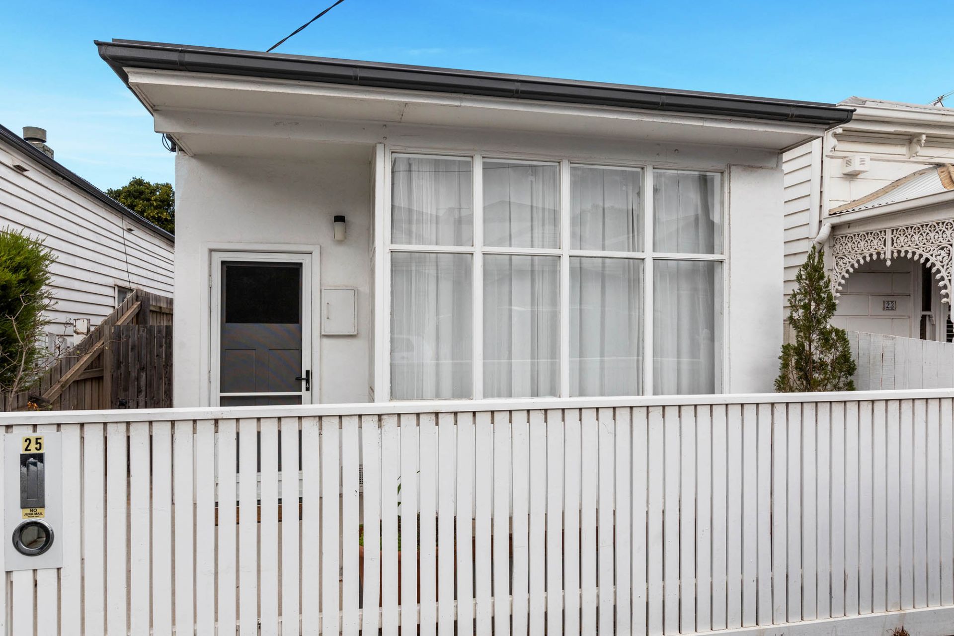 25 Rosamond Street, Balaclava - Thumbnail 2