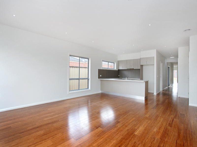 2/2 Anastasia Court, Hillside - Thumbnail 4