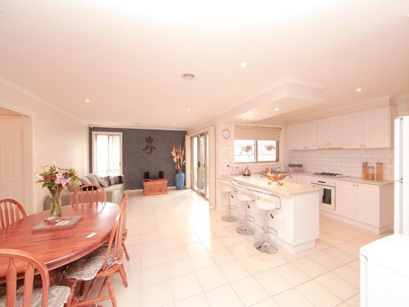 3 The Maison Terrace SOUTH MORANG, South Morang - Thumbnail 8