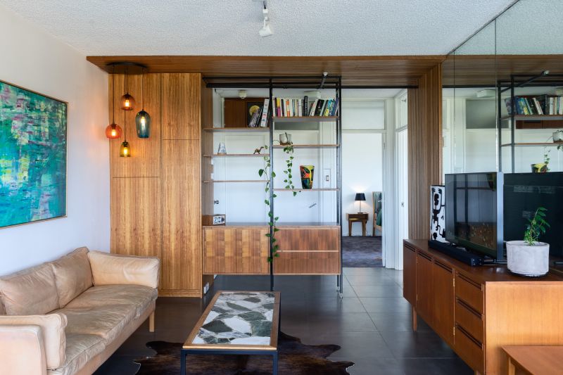 5H/12 Marine Parade, St Kilda