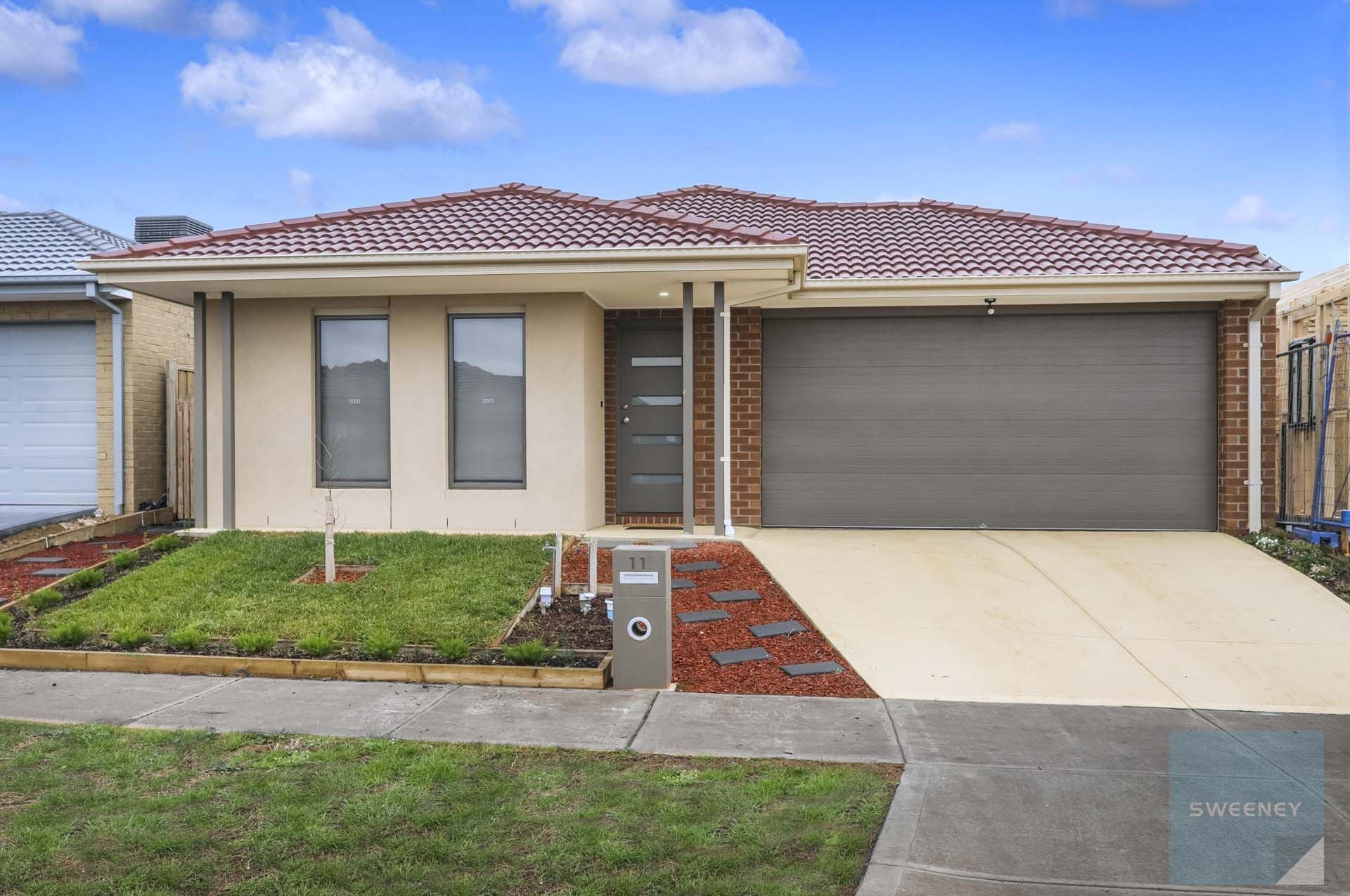 11 Peat Avenue, Thornhill Park - Thumbnail 3