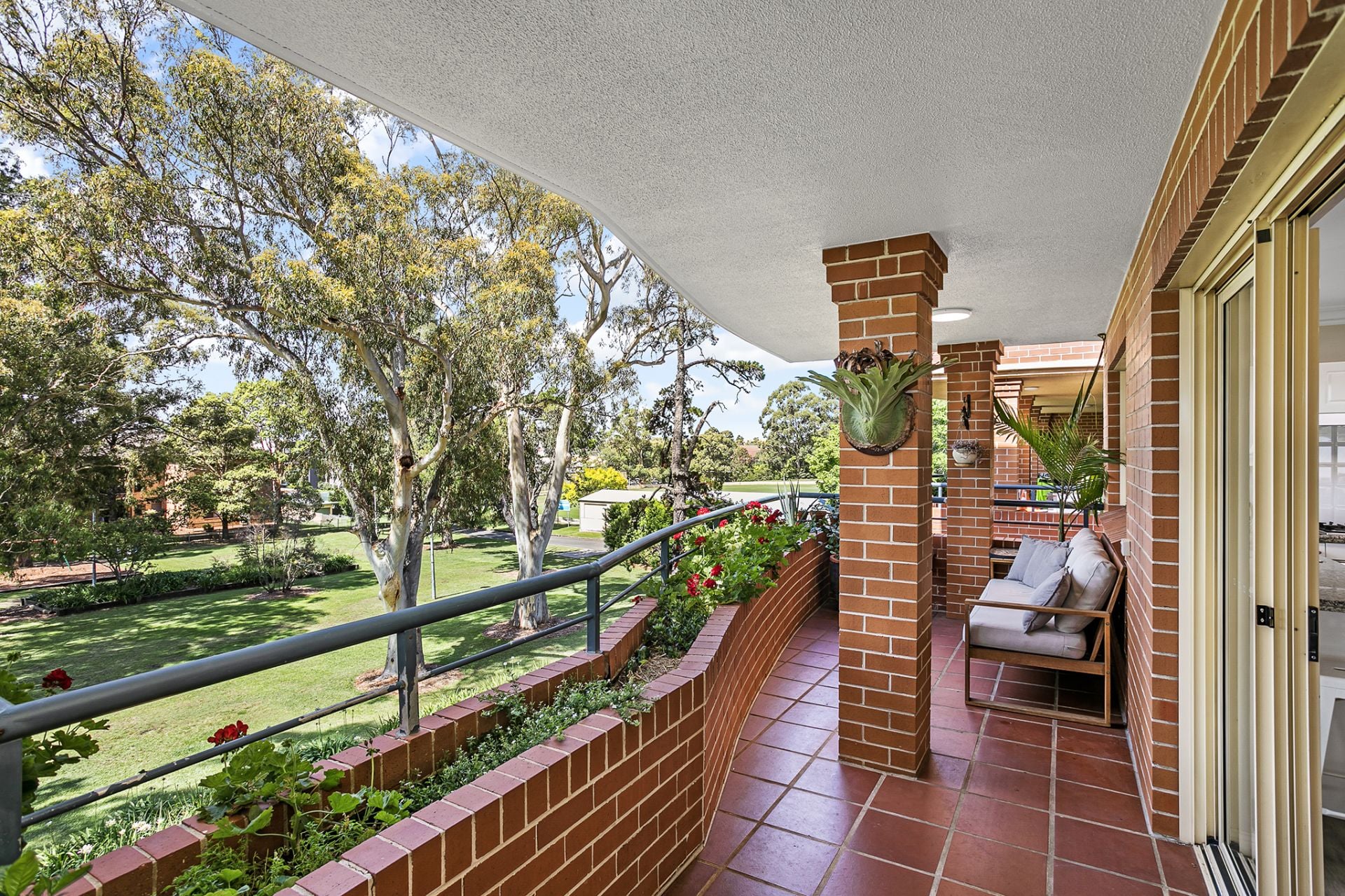 8/206-208 Willarong Road Caringbah NSW, Caringbah - Image 1