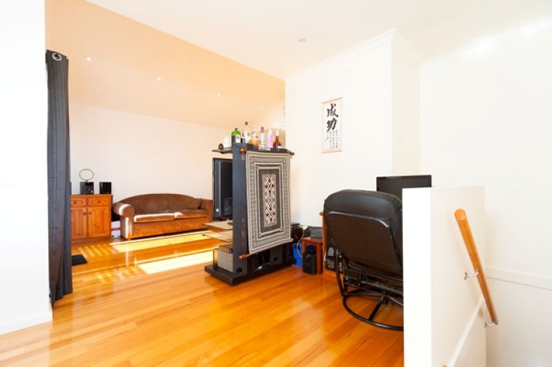 1/10 Rosamond Road, Footscray - Thumbnail 6
