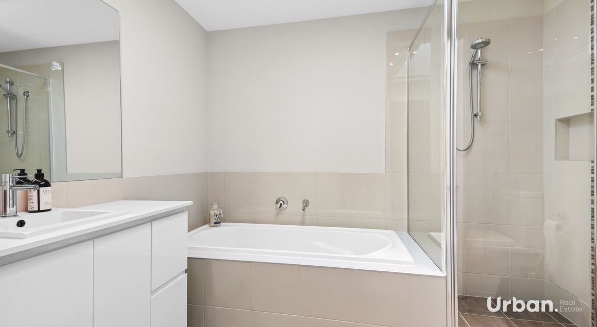 Gledswood Hills 75A & 75B Gledswood Hills Drive