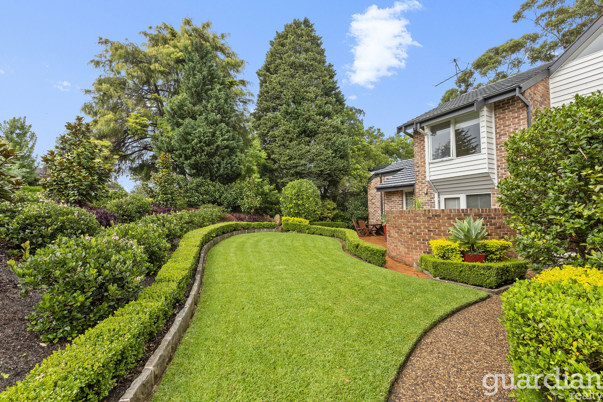 9 Blaxland Place Glenhaven NSW, Glenhaven - Thumbnail 3