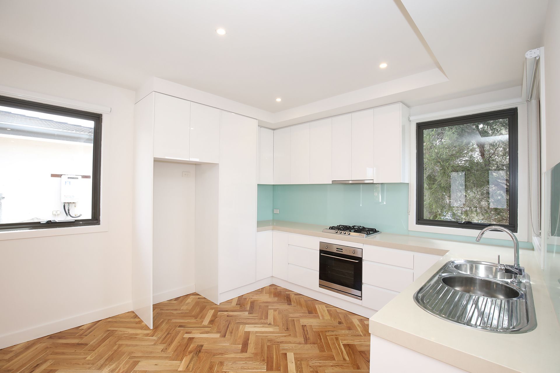 2/2 Jasmine Street, Caulfield South - Thumbnail 3