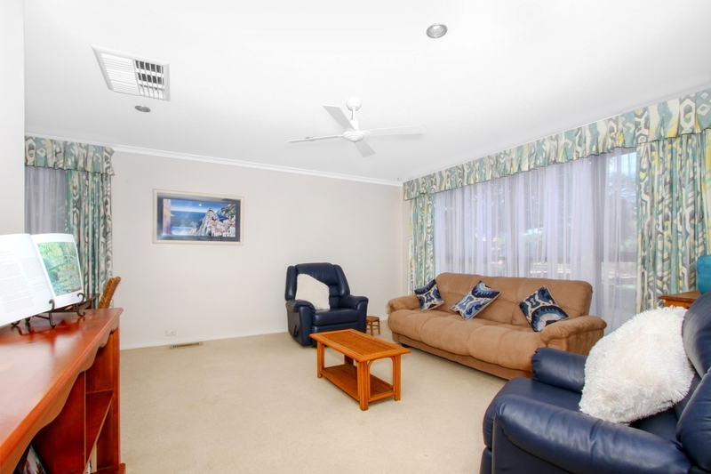 30 Kambalda Crescent, Fisher - Thumbnail 8