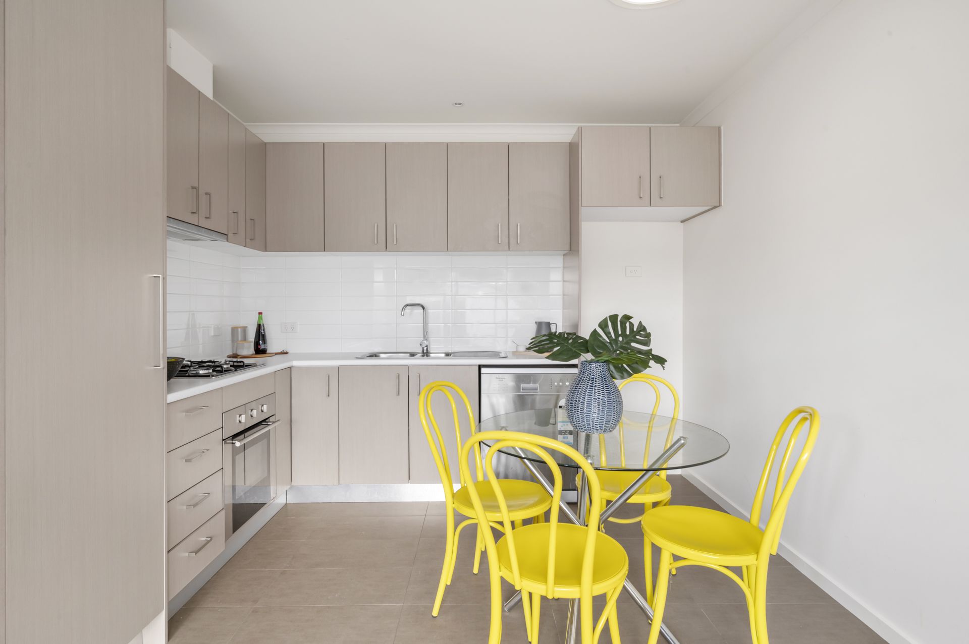 AFFORDABLE START - WALK TO THE TRAIN