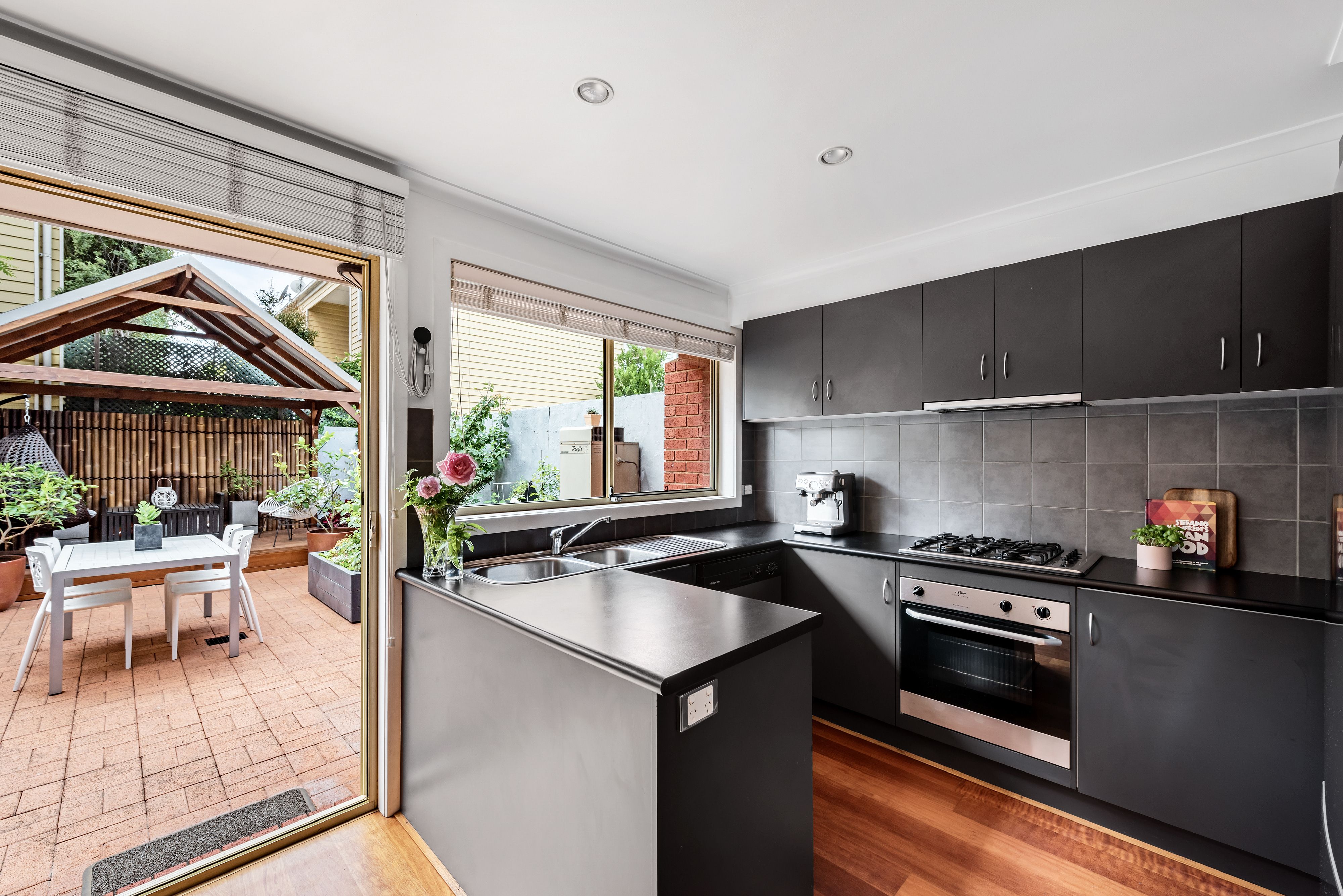 207 Stockmans Way Kensington VIC, Kensington - Thumbnail 6