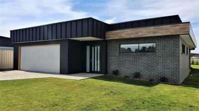 17 Douglas Court, Port Sorell, Port Sorell - Thumbnail 2