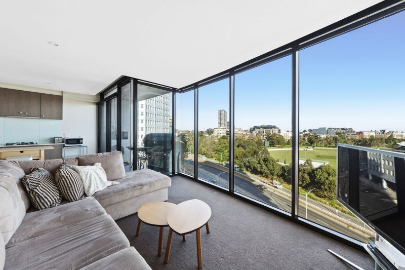 805/83 Queens Road, Melbourne - Thumbnail 7