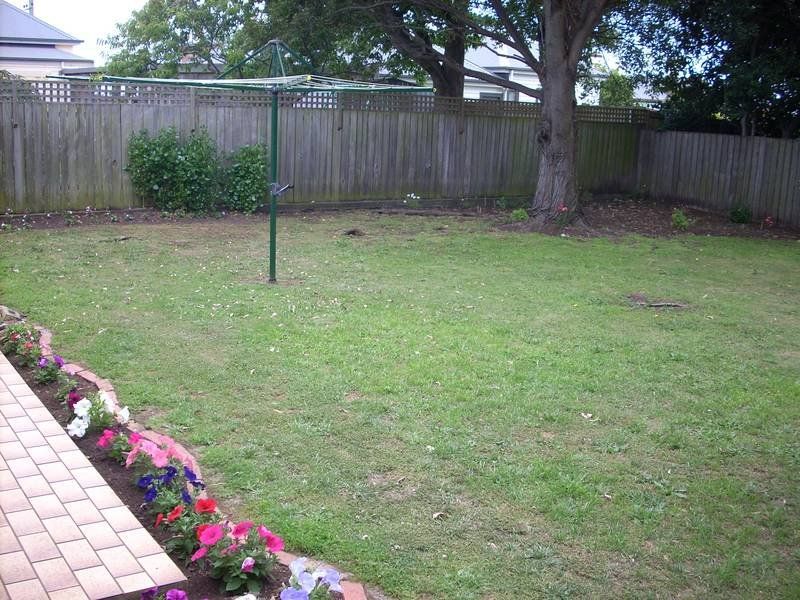 2/35 Hiller Street, DEVONPORT