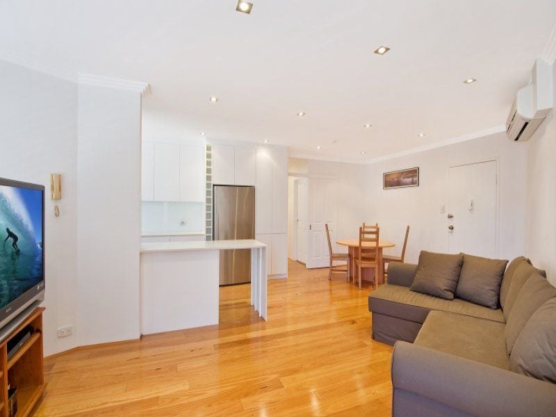 8/16 Waratah Street, CRONULLA, Cronulla - Thumbnail 2