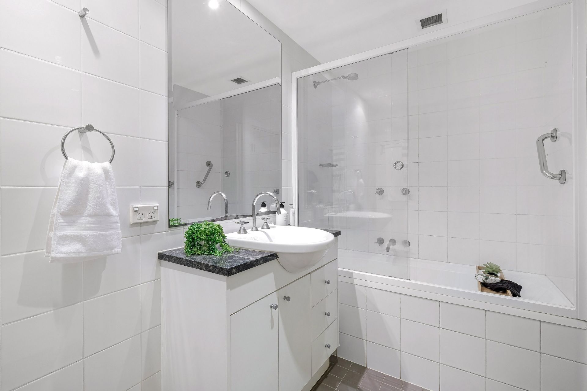 186/221 Sydney Park Road, Erskineville, Erskineville - Thumbnail 7