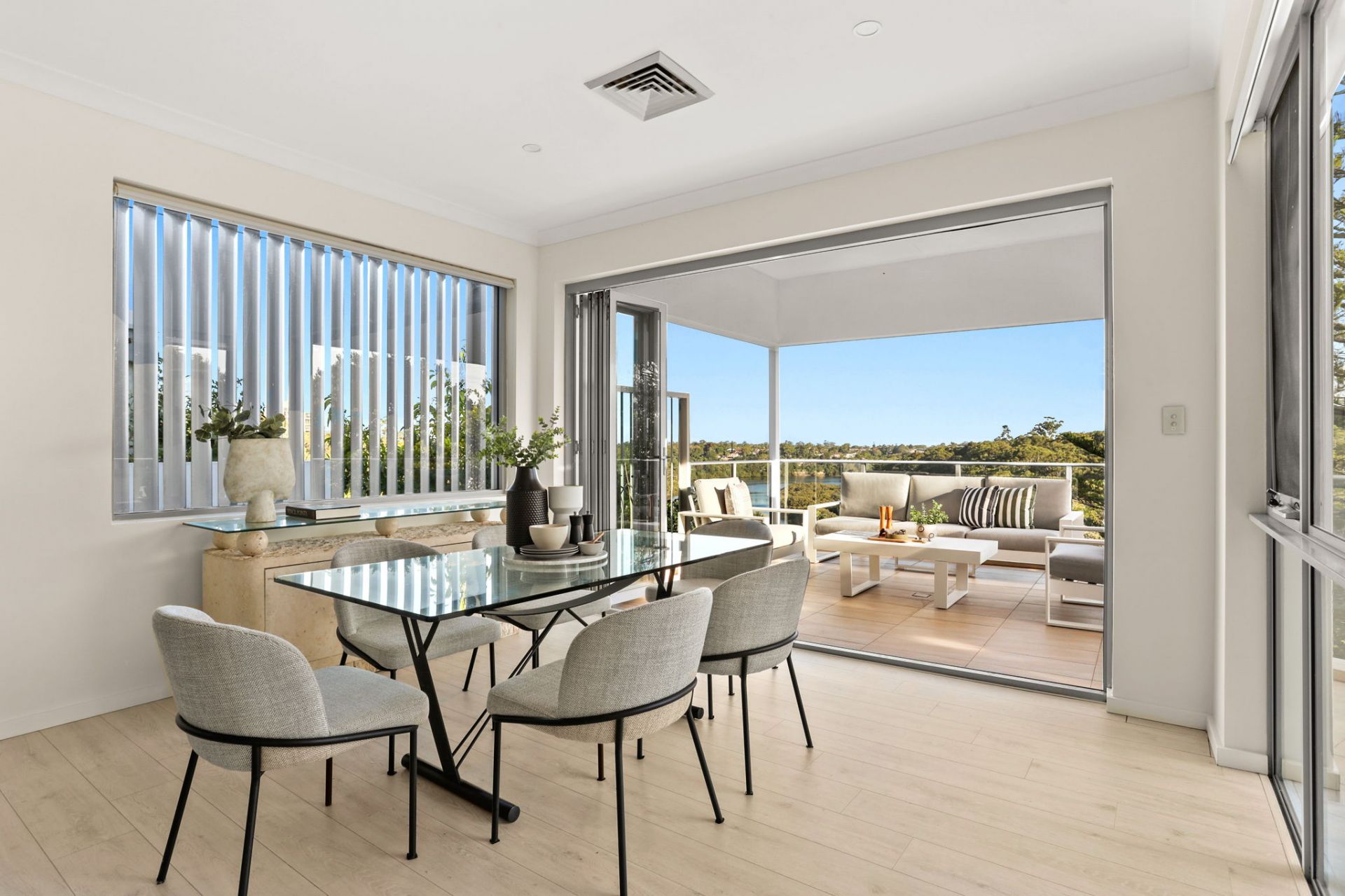 32 Myee Crescent Lane Cove West NSW, West - Thumbnail 8