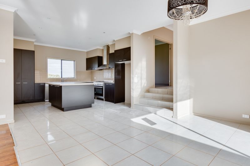 63 Darley Drive, Bacchus Marsh - Thumbnail 4