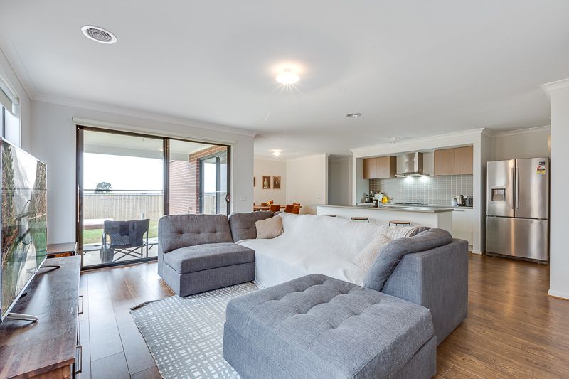39 McLachlan Street, Bacchus Marsh - Thumbnail 3