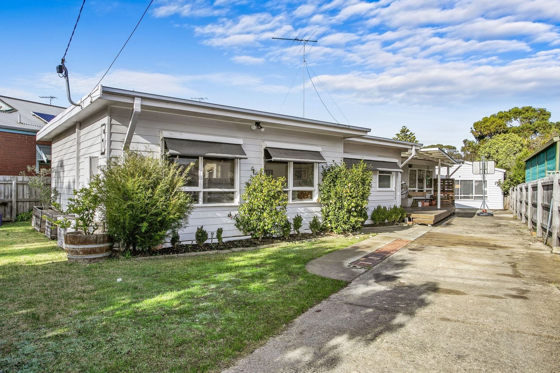 15 Lowe Street Ocean Grove VIC, Ocean Grove - Thumbnail 3