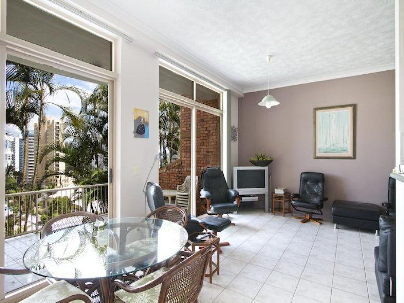 3/6 Petrie Street 'Hanalei' (aka 3/3 Tweed Tce) RAINBOW BAY QLD, ) Rainbow Bay - Thumbnail 7