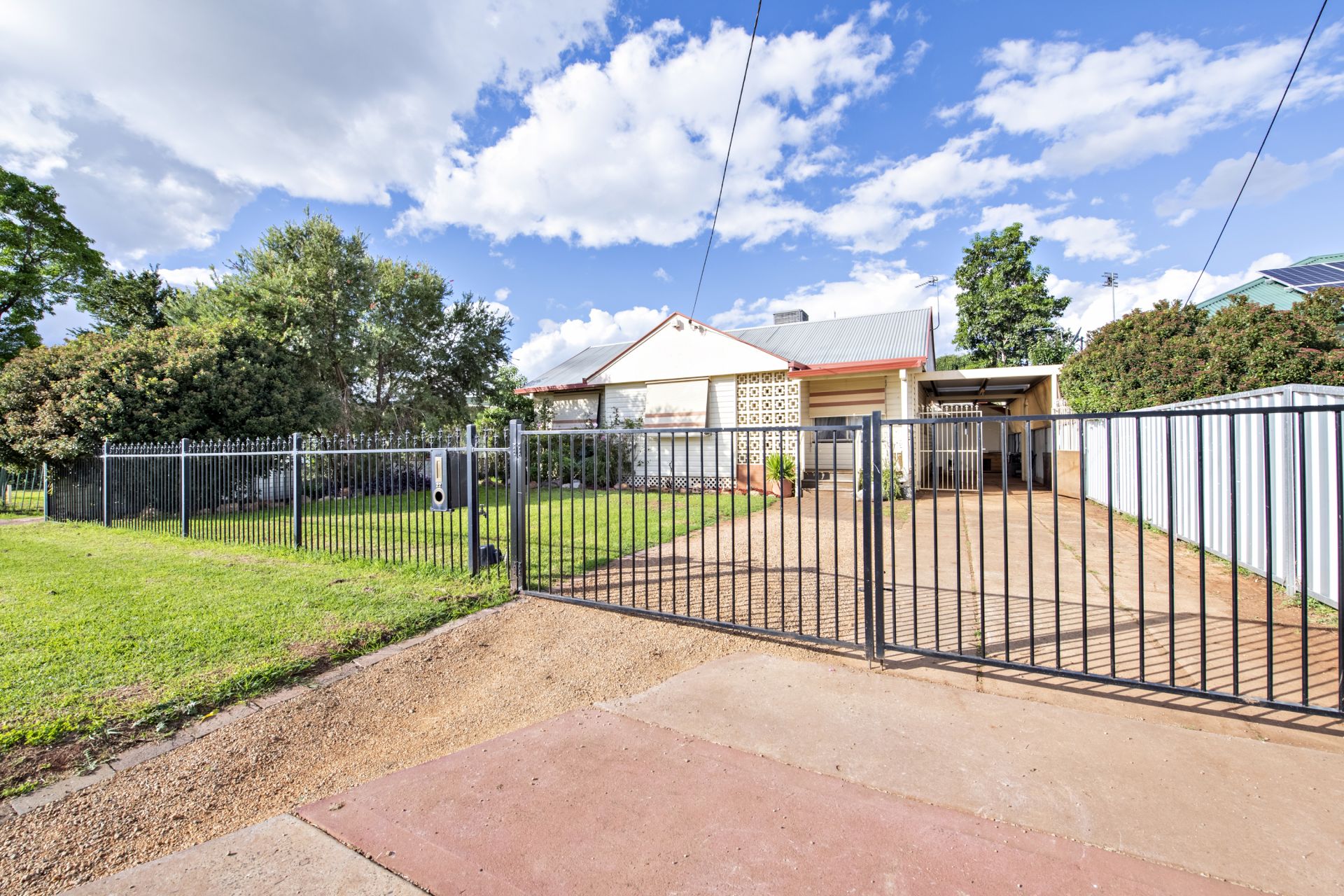 22 Leavers Street, Dubbo Bob Berry Real Estate