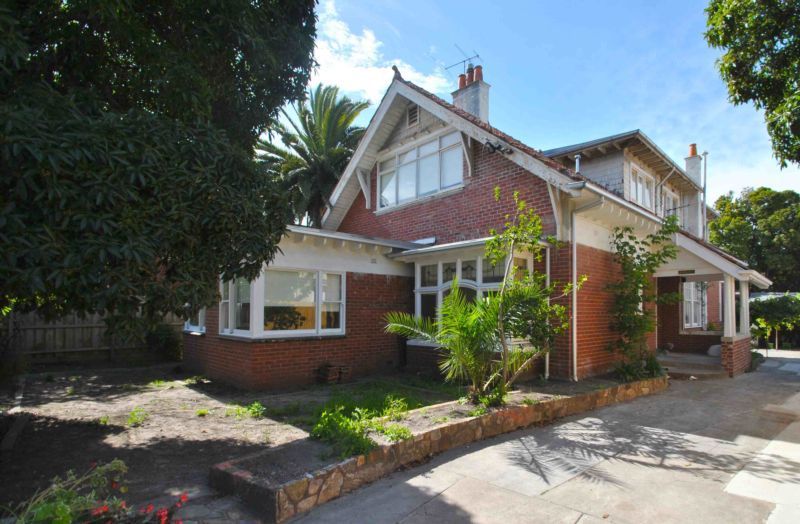 2/40 Carlisle Street, St Kilda - Thumbnail 2