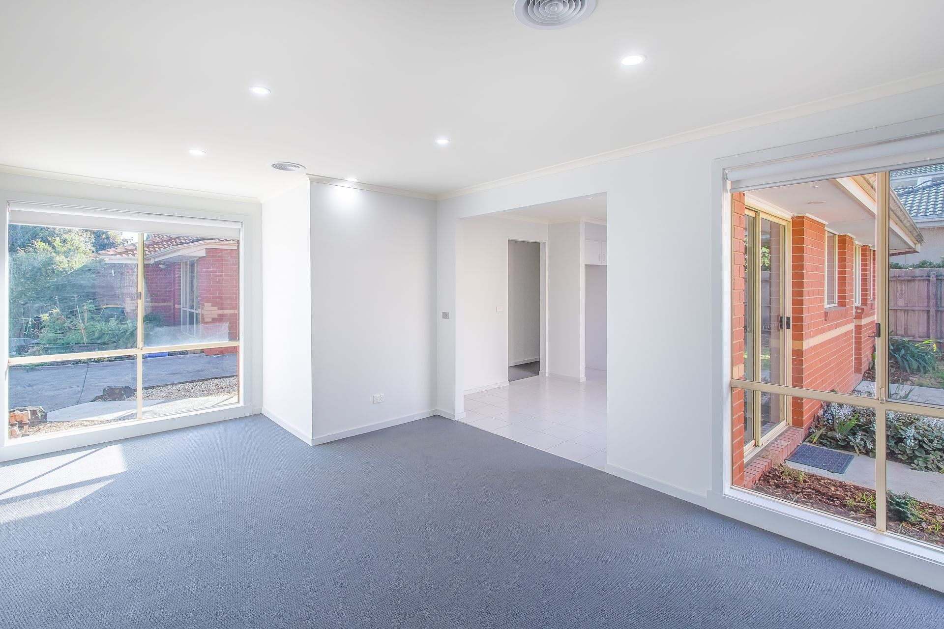 UNIT FOR LEASE WITH MUCH TO OFFER!