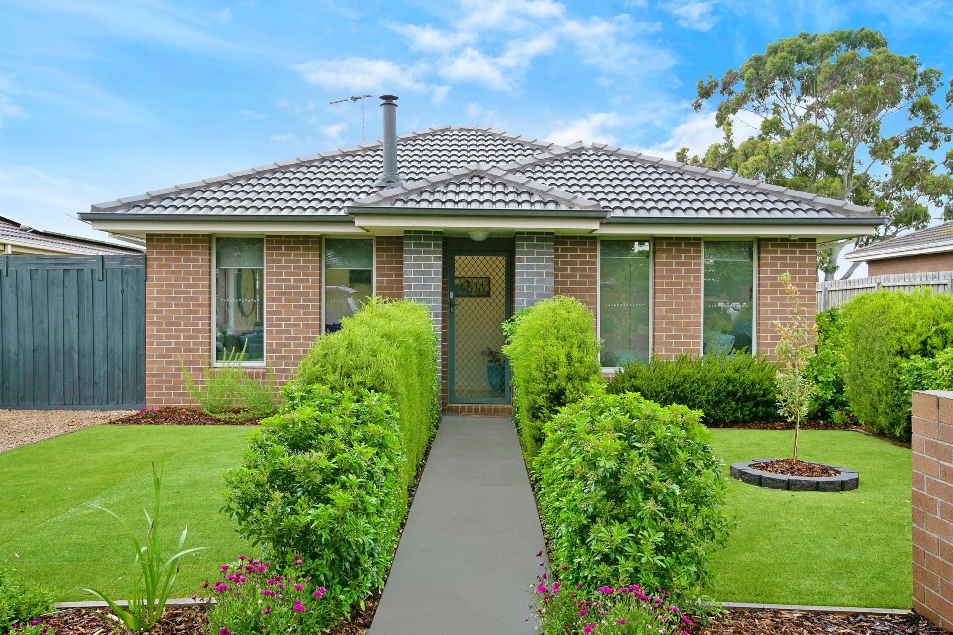 LOW MAINTENANCE LUXURY IN EPPING CENTRAL