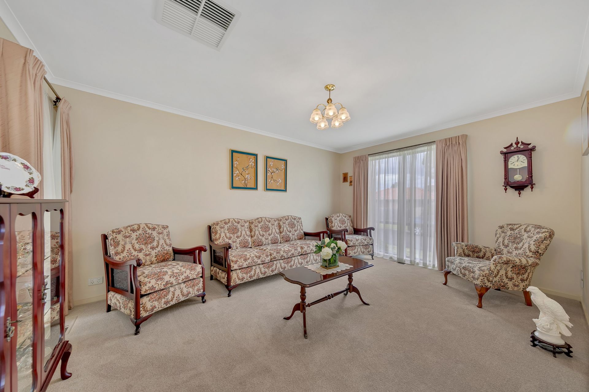Tailor-Made For Easy Living     Auction This Saturday @ 12.30pm