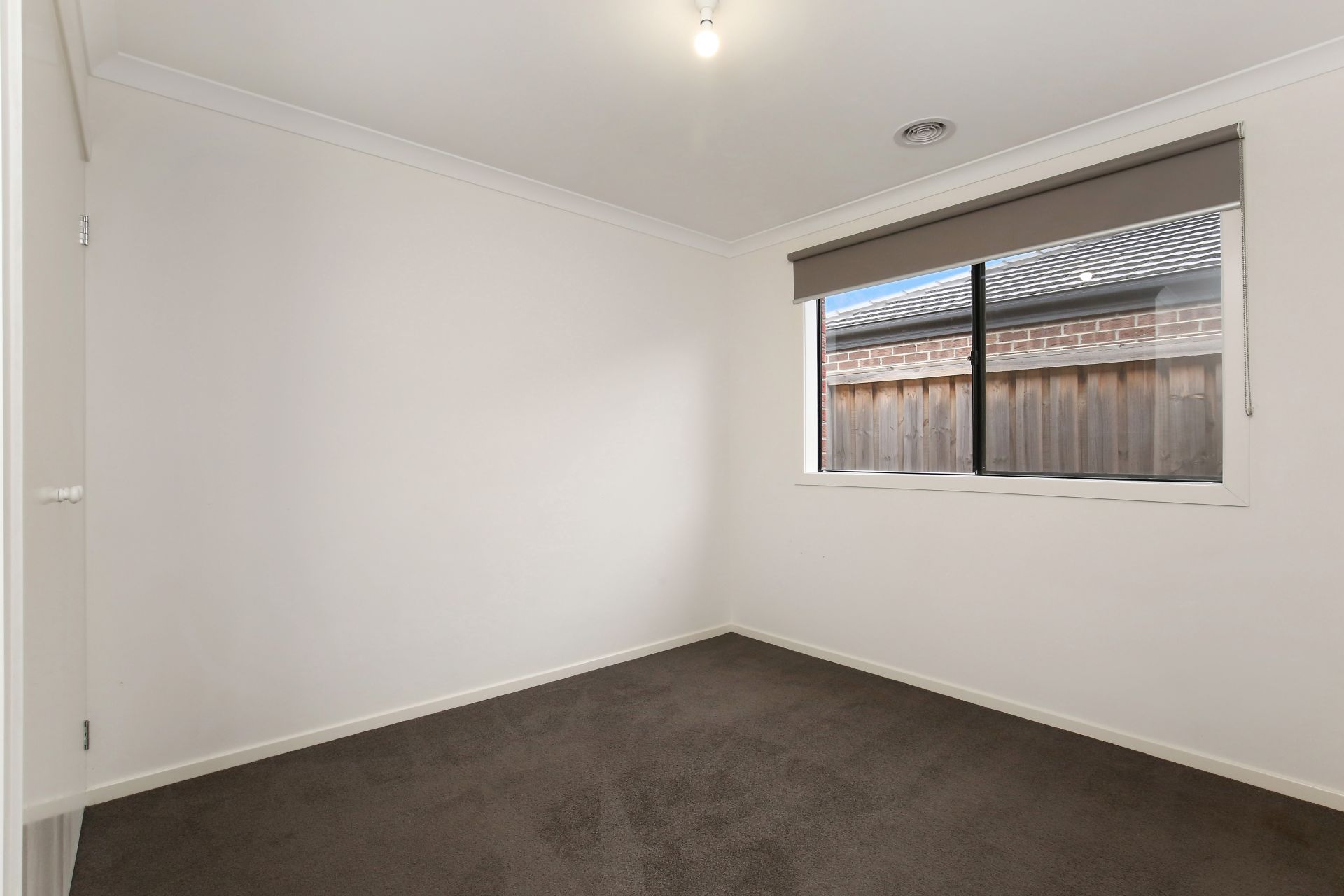 SPACIOUS & MODERN STYLE LIVING     *Insp Wed 29th May @ 5:00pm*