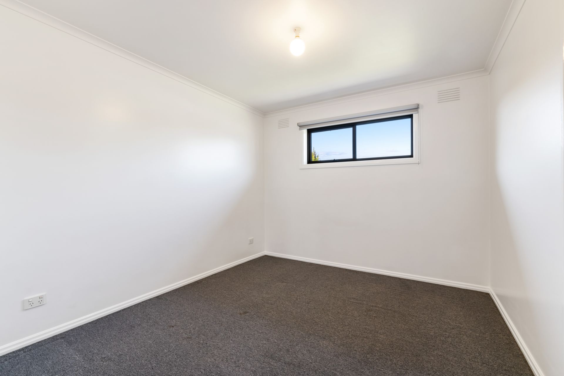 Spacious & Well-Located 2-Bedroom Unit – A Must-See!