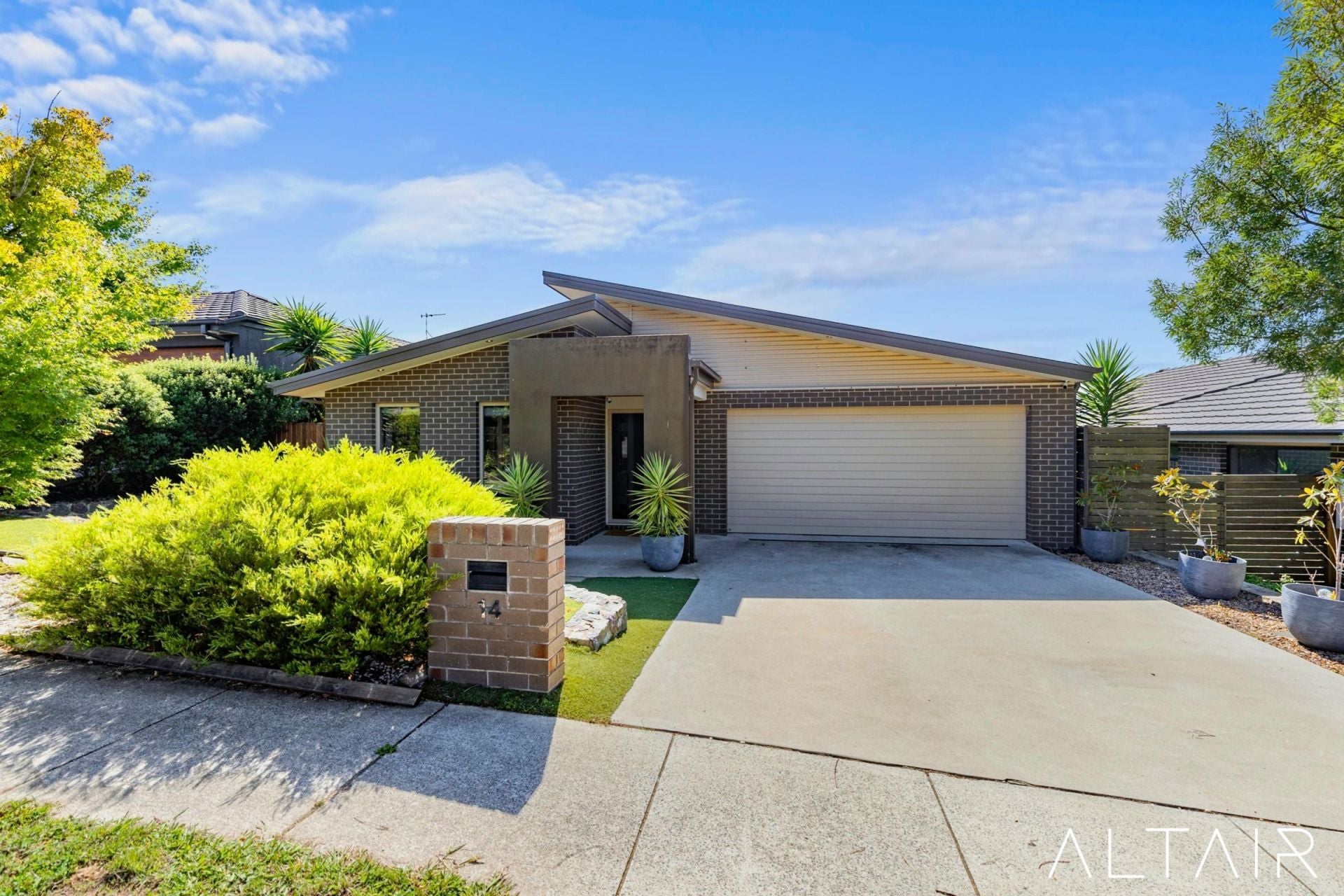 14 Renfree Street, Casey, ACT, Casey - Thumbnail 2
