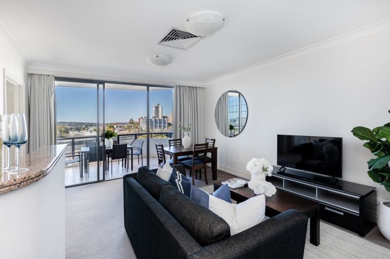 Prime Investment or Ideal City Base in Prestigious Milsons Point