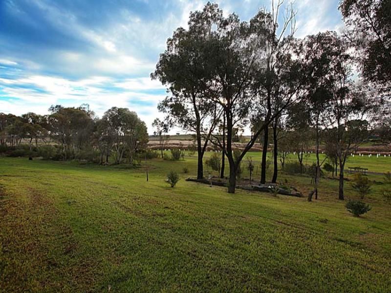 22 Shane Avenue, Seabrook - Thumbnail 3